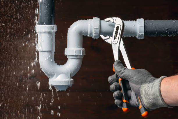 Professional Drain Cleaning technician working in Harveysburg, OH